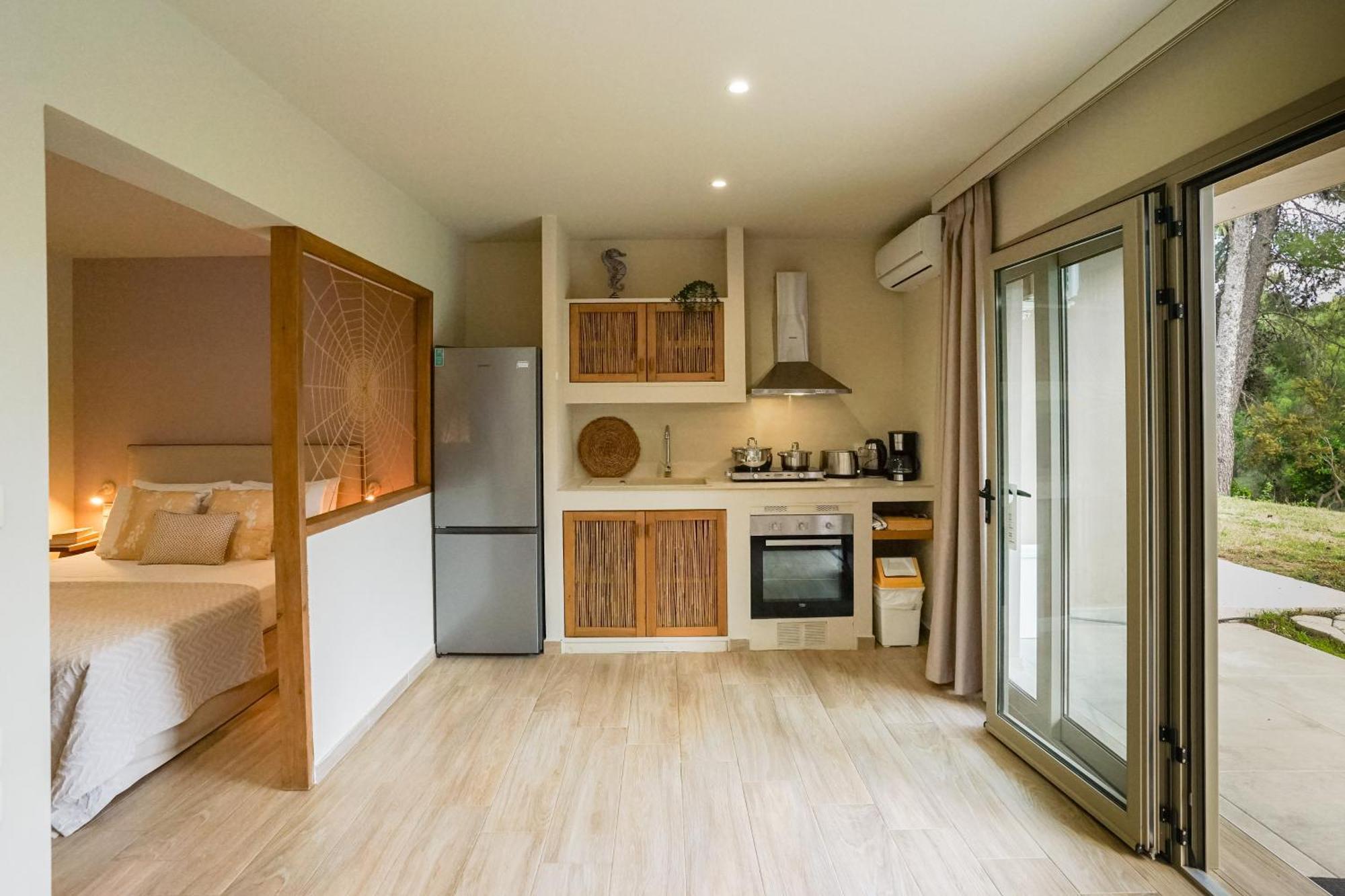 Forest Resort Suites Skiathos Troulos Exterior foto